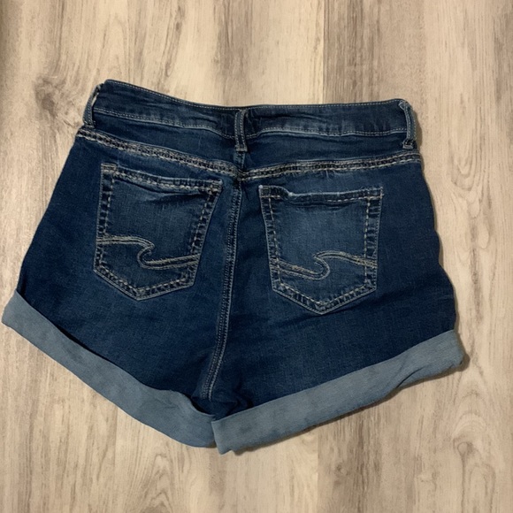 Women’s blue Jean shorts made by silver size 28 - Picture 4 of 4